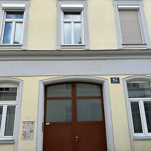 https://cozy-8-person-home-in.vienna-besthotels.com