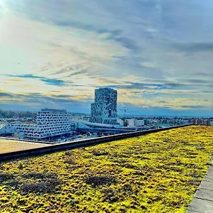 https://loft-170sq-with-a-view-1min-from-main-station.hotelsbaselswitzerland.com